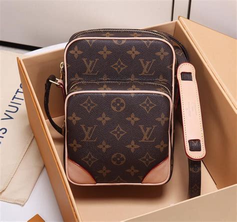 bolsa transversal louis vuitton masculina|louis vuitton mxn.